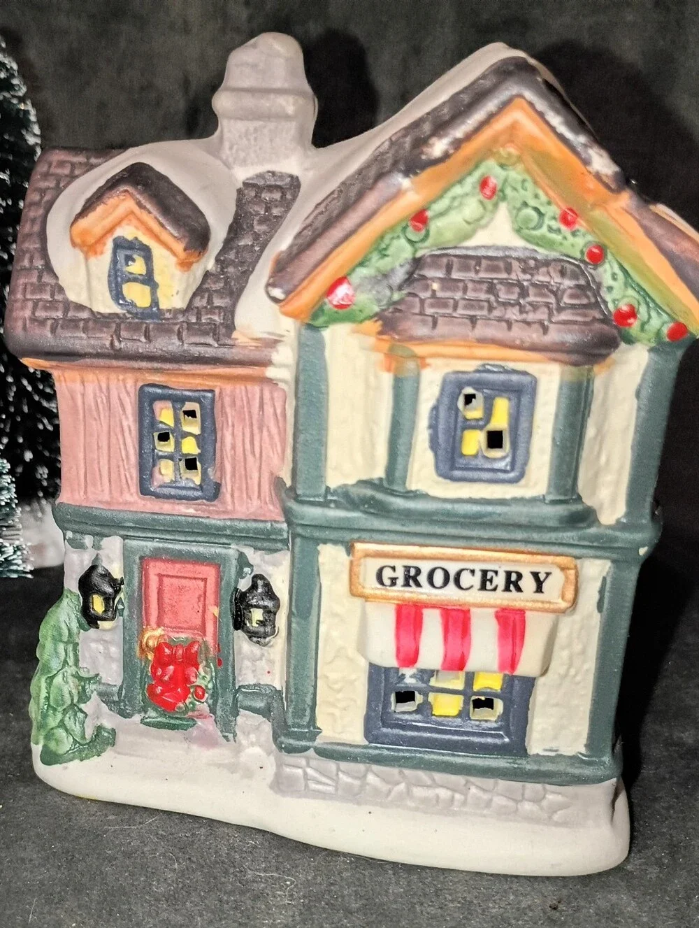 Ceramic Christmas Village 3 Buildings, 3 Figures, 7 Trees And 2 Benches EUC